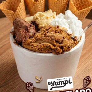 1/4 kg de helado + 2 palitos bombón